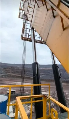 Offshore Electro-Hydraulic Pedestal Crane 110t